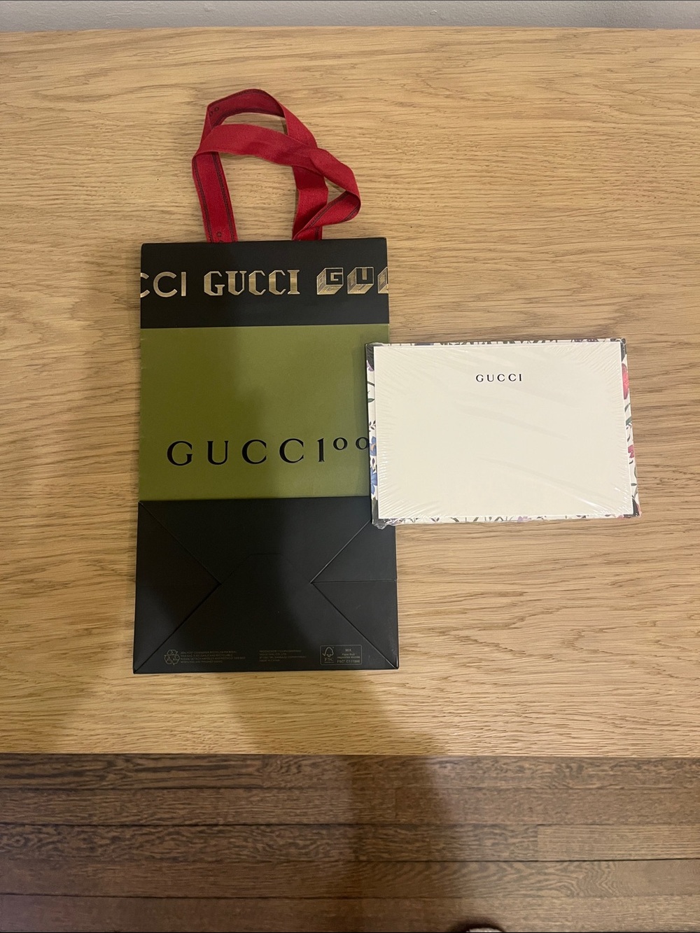 Gucci stationary with gift bag